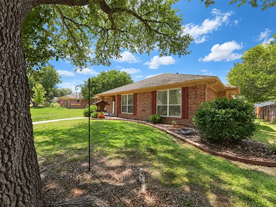 2136 Goldfinch Drive, Lewisville, TX 75077 - #3