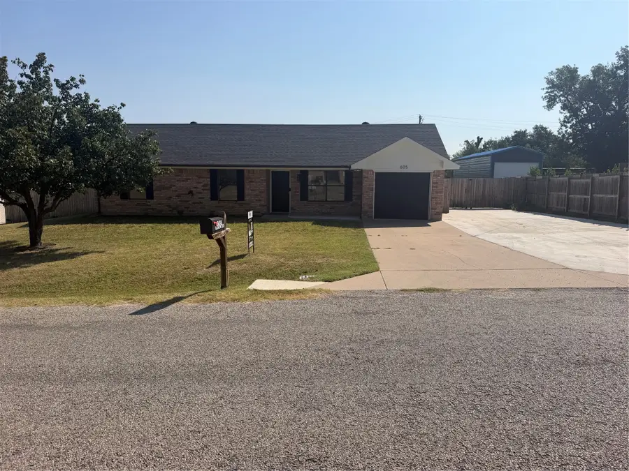 605 Ranch Road, Granbury, TX 76049 - #3