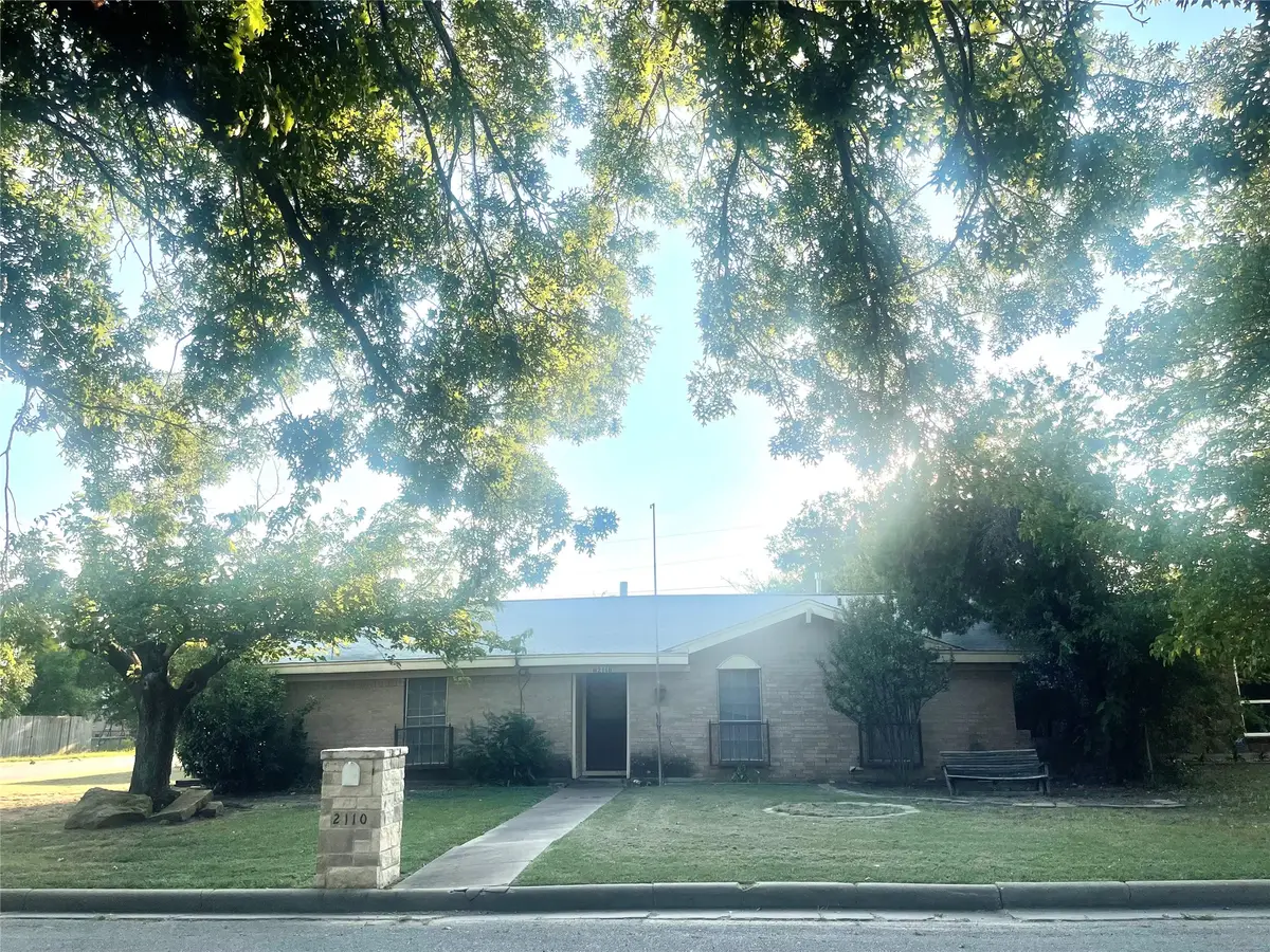 2110 SE 25th Avenue, Mineral Wells, TX 76067 - #1