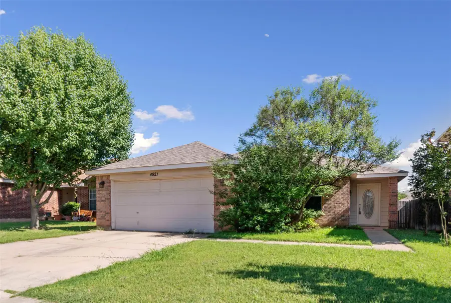 4921 Thorn Hollow Drive, Fort Worth, TX 76244 - #2