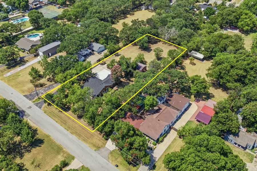 3025 Field Street, Haltom City, TX 76117 - #2