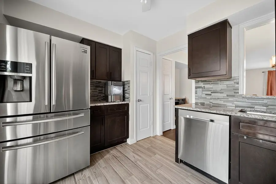 3609 Parkridge Drive #204, Dallas, TX 75234 - #2