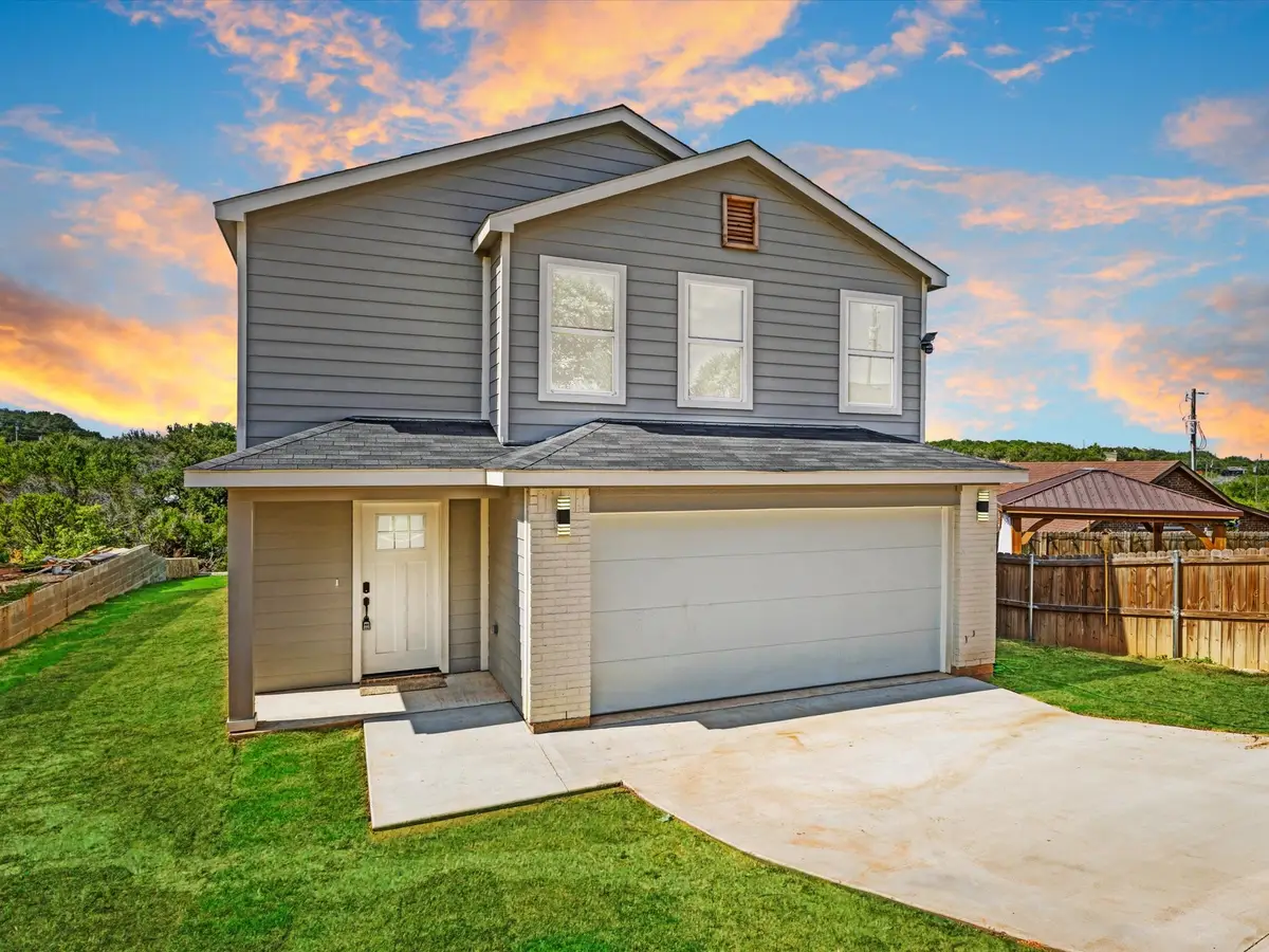1208 Ridgeview Circle, Granbury, TX 76048 - #1