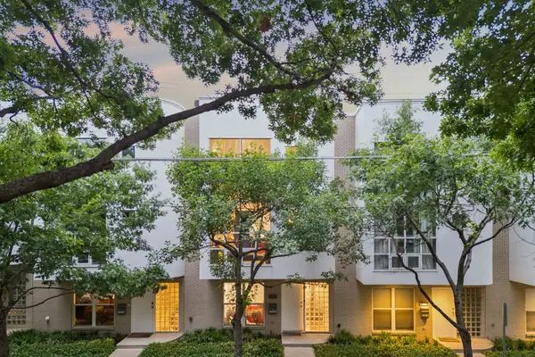 4139 Travis Street, Dallas, TX 75204