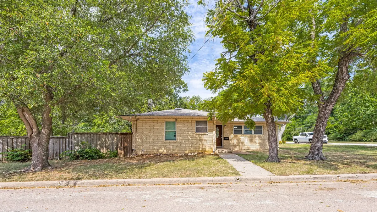 1600 W Hull Street, Denison, TX 75020 - #1
