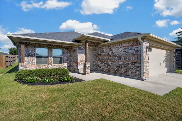 2304 Southridge Lane, Sherman, TX 75092