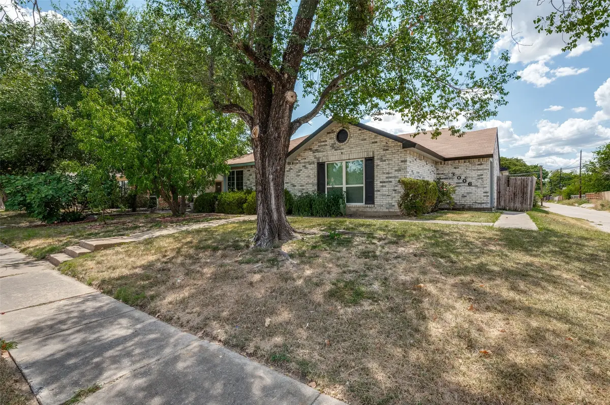 3006 Oak Ridge Place, Grand Prairie, TX 75052 - #1