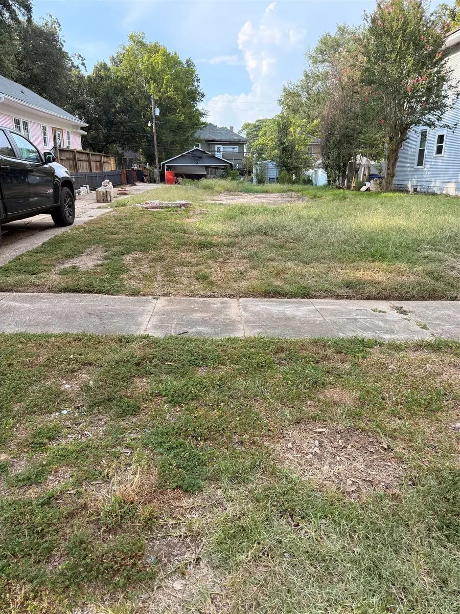 826 Kirby Place, Shreveport, LA 71104 - #3