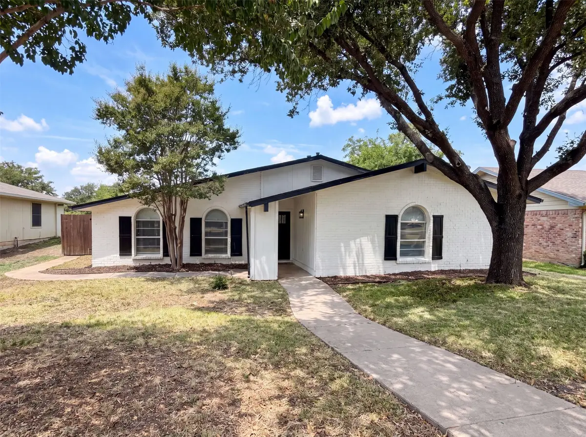 3111 Windsor Road, Carrollton, TX 75007 - #1