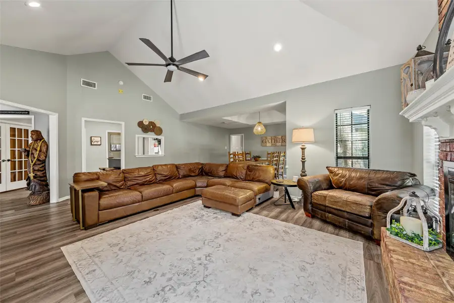 9605 Oak Springs Drive, Woodway, TX 76712 - #3