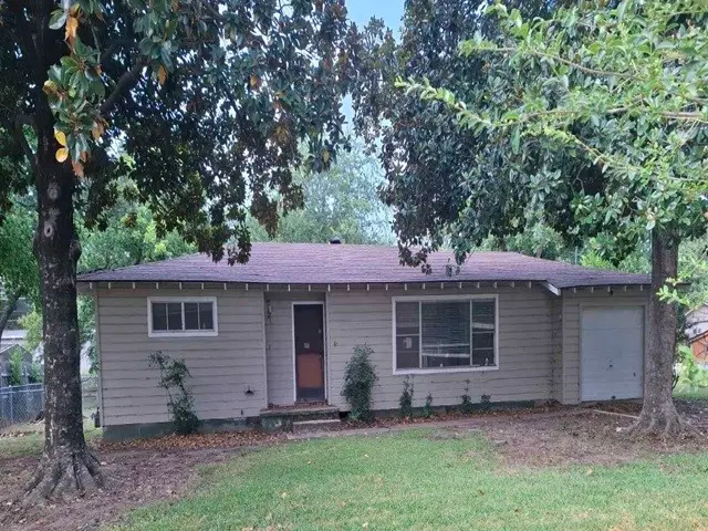 1100 Poe Street, Azle, TX 76020 - #1