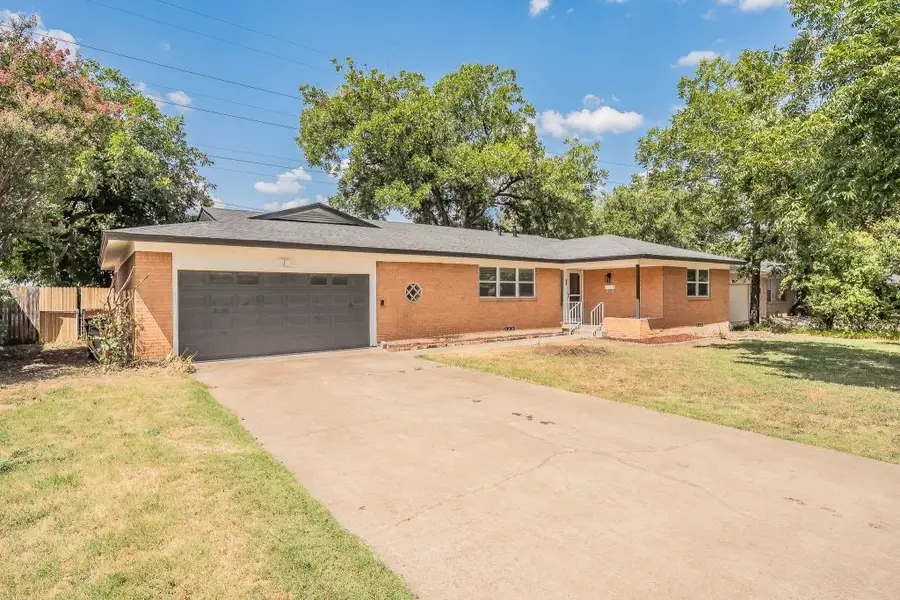 5413 Jane Anne Street, Haltom City, TX 76117 - #2