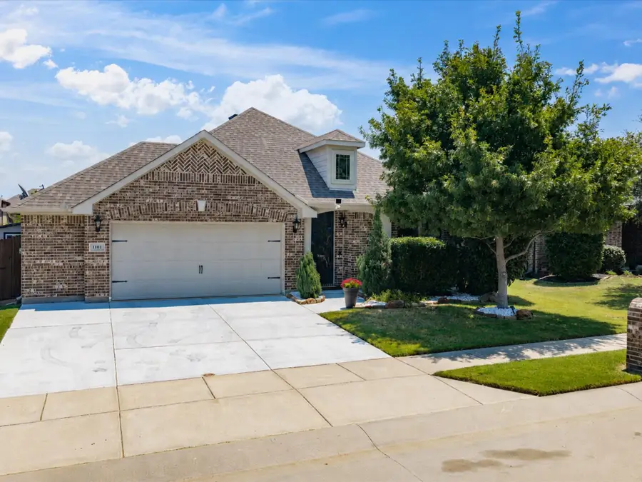 1101 Broken Wheel Trail, Aubrey, TX 76227 - #2