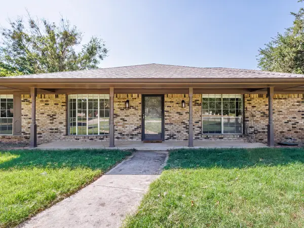8 Canyon Creek Drive, Brownwood, TX 76801