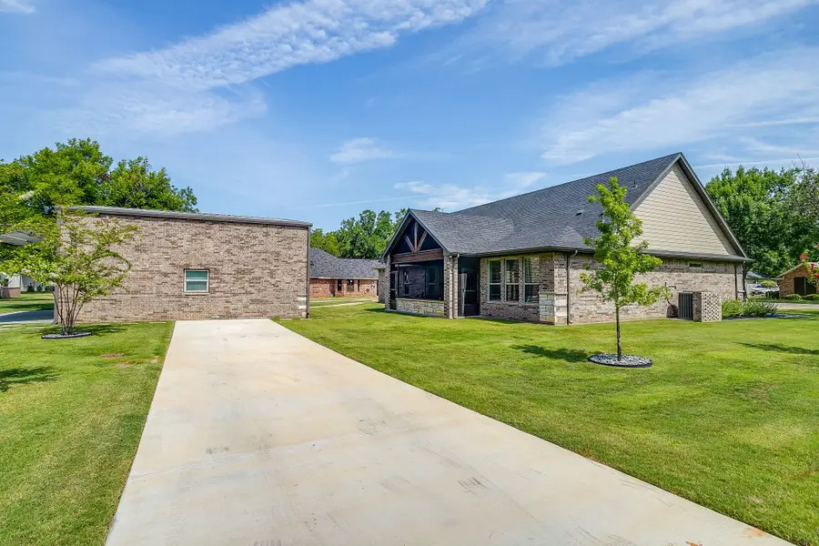 5418 Wedgefield Road, Granbury, TX 76049 - #3