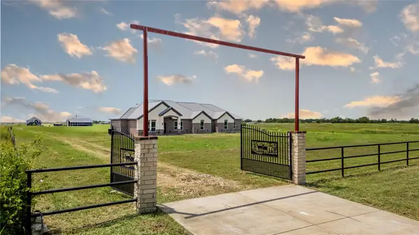 809 Vz County Road 2623, Wills Point, TX 75169