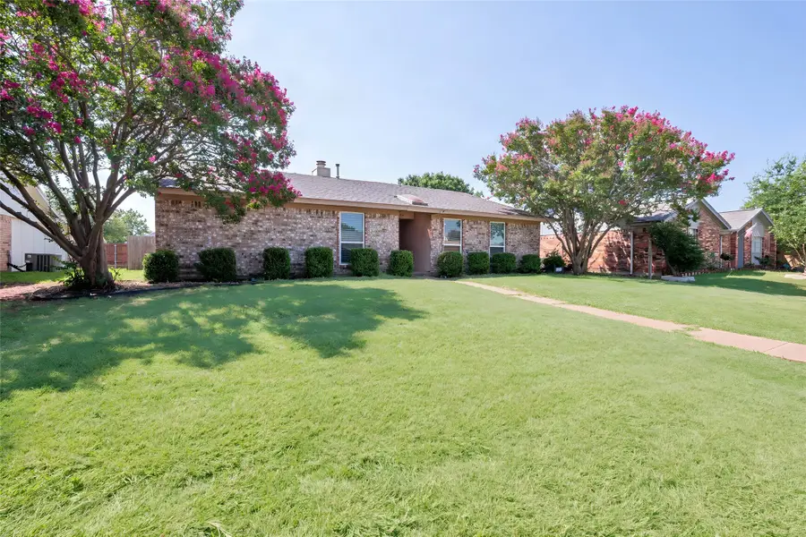 1654 Clarendon Drive, Lewisville, TX 75067 - #3