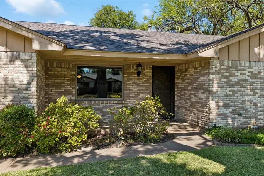 505 Caduceus Lane, Hurst, TX 76053 - #3