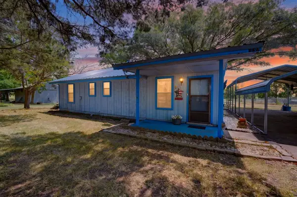 130 Blue Water, East Tawakoni, TX 75472