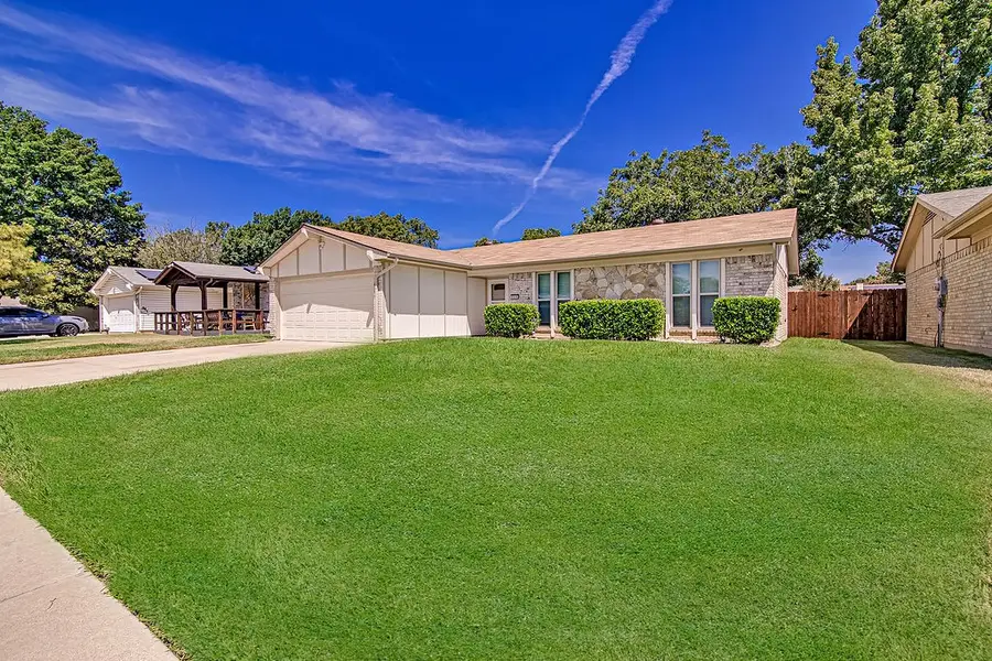 223 Countryside Drive, Arlington, TX 76014 - #2