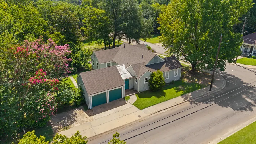 650 W Kaufman Street, Paris, TX 75460 - #2