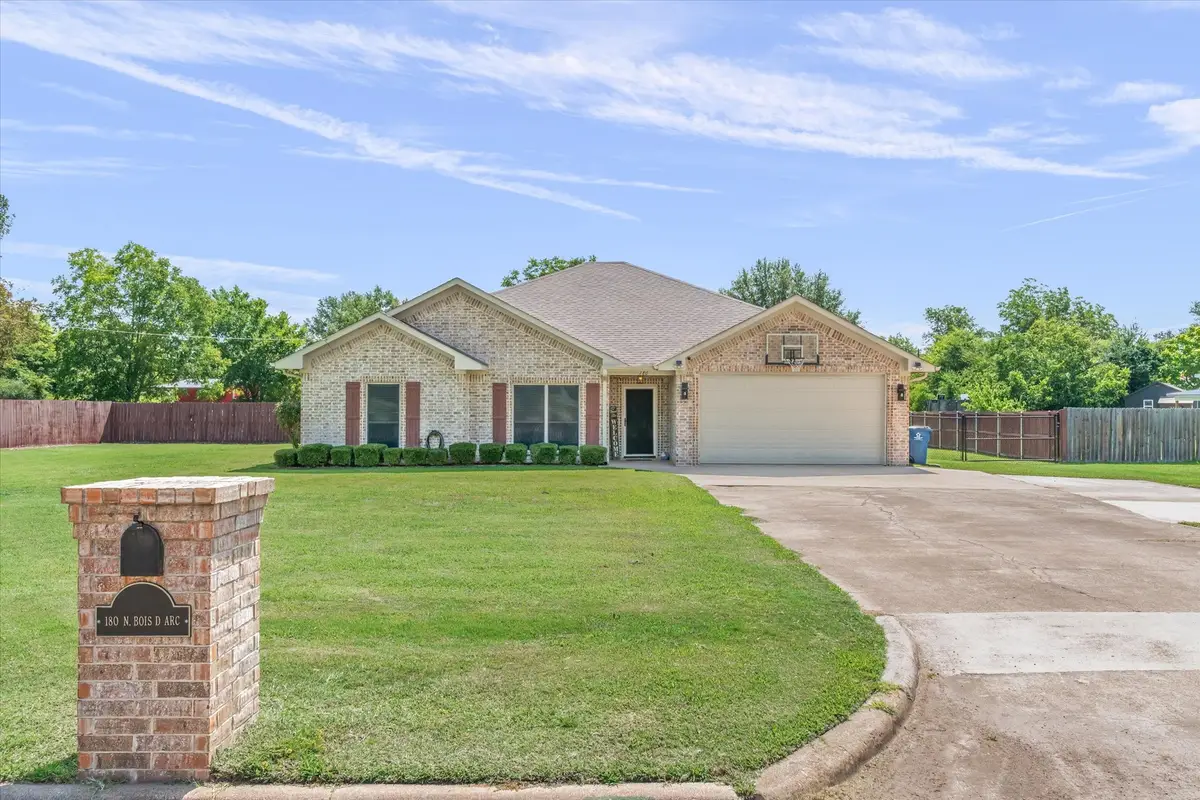 180 N Bois D Arc Street, Van, TX 75790 - #1