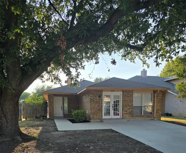 3182 Cross Creek Circle, Grand Prairie, TX 75052