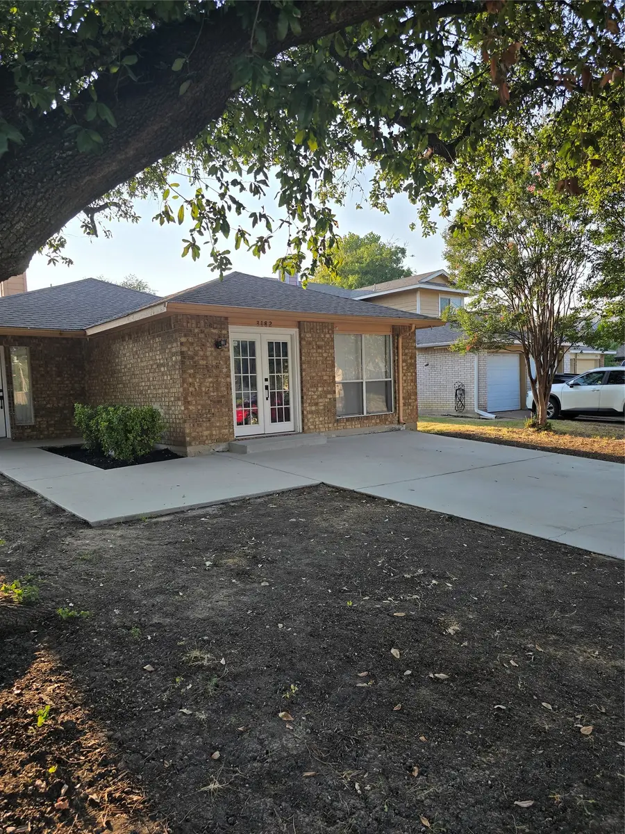 3182 Cross Creek Circle, Grand Prairie, TX 75052 - #2