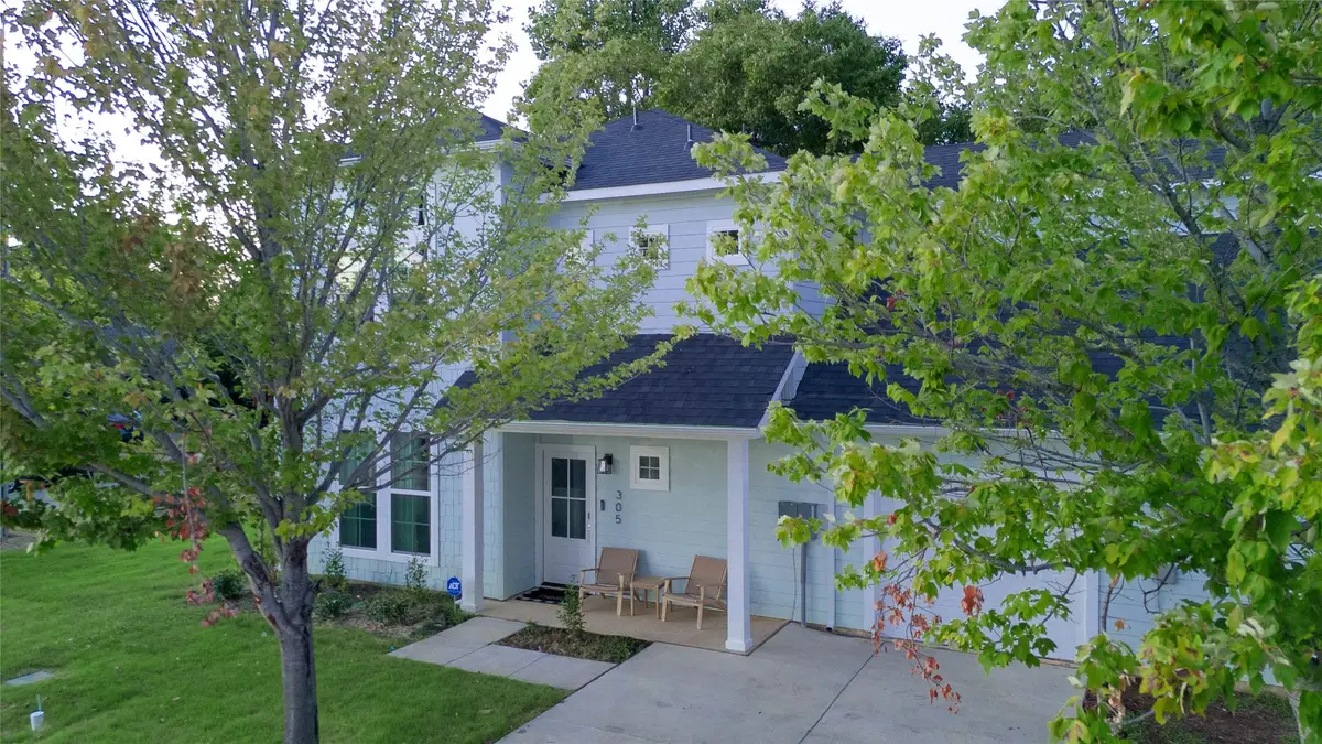 305 Jefferson Street, Arlington, TX 76012 - #1
