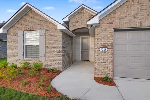 9228 Hearth Lane, Shreveport, LA 71129
