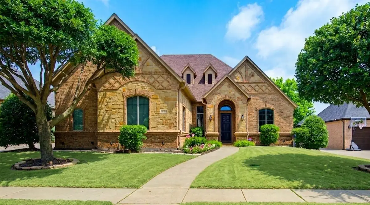 7713 Silverleaf Drive, North Richland Hills, TX 76182 - #1