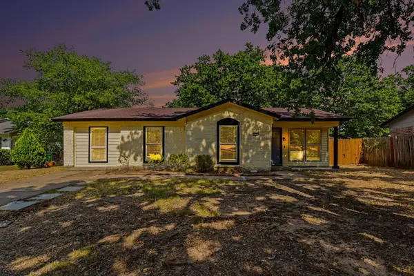 3104 Forestdale Lane, Balch Springs, TX 75180