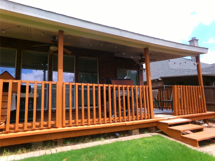 663 Morgan Drive, Grand Prairie, TX 75052 - #3