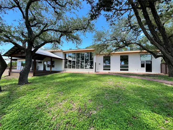 307 Mesa Drive, Wimberley, TX 78676