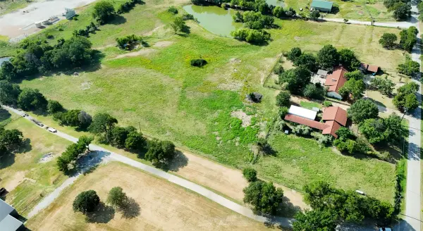 642 Jernigan Road, Lewisville, TX 75077