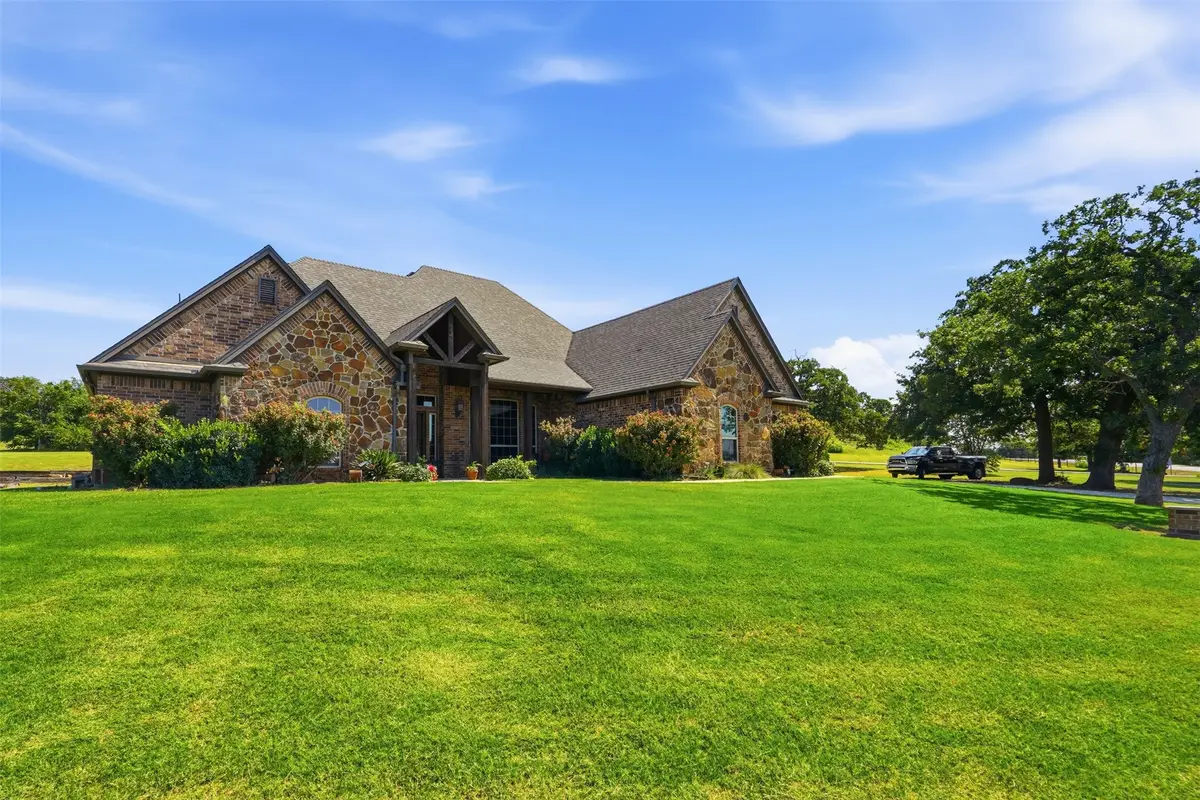 3518 Old Mineral Wells Highway, Weatherford, TX 76088 - #1