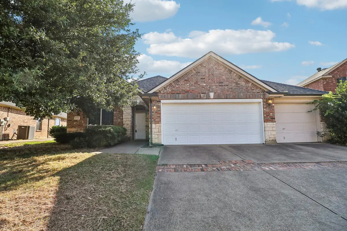 7717 Decoy Drive, Arlington, TX 76002 - #1