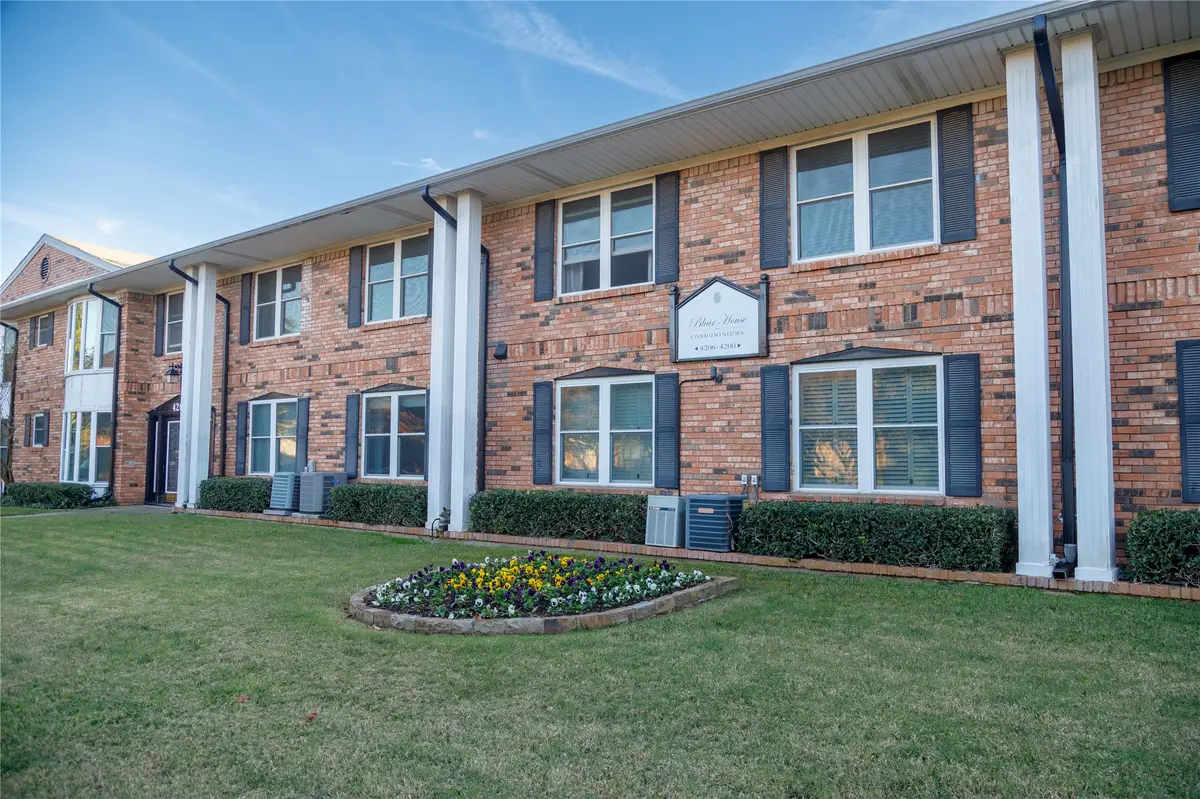 4206 Newton Avenue #112, Dallas, TX 75219 - #1