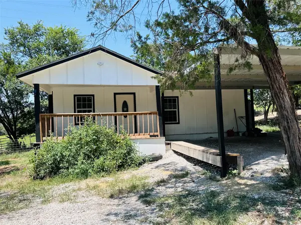 3006 Wagon Train Trail, Granbury, TX 76048