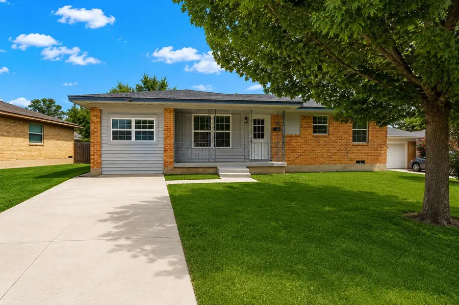 435 Allen Avenue, Duncanville, TX 75137 - #2