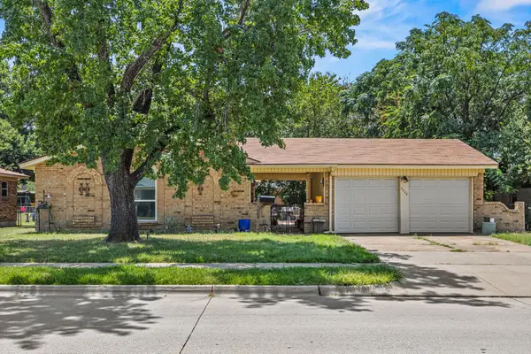 7508 Lola Drive, North Richland Hills, TX 76180