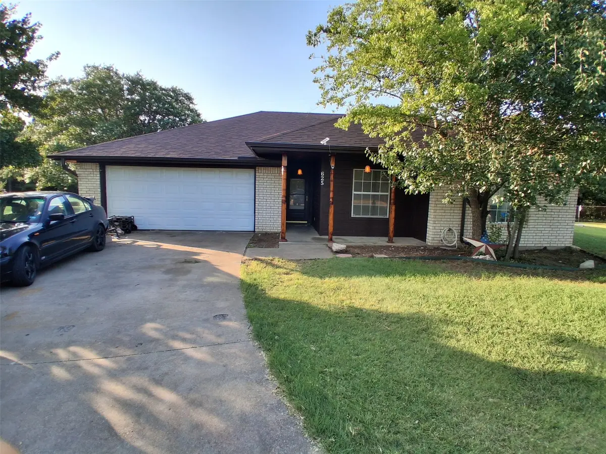 625 Linda Court, Joshua, TX 76058 - #1