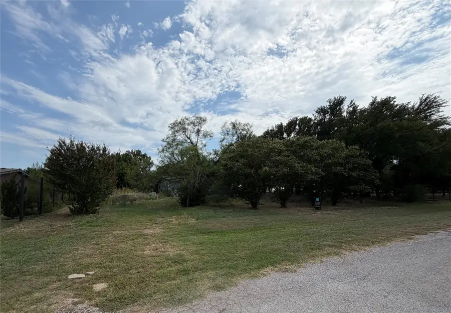 226 Plantation Road, Springtown, TX 76082 - #2