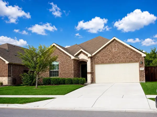 3228 Maroon Creek Road, Aubrey, TX 76227