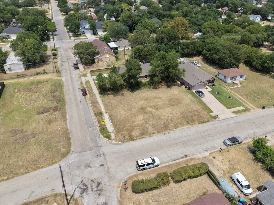 5832 Farnsworth Avenue, Fort Worth, TX 76107 - #3