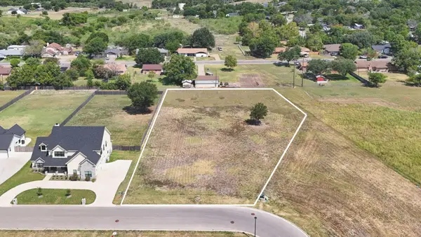 116 Big Catch Lane, Robinson, TX 76706