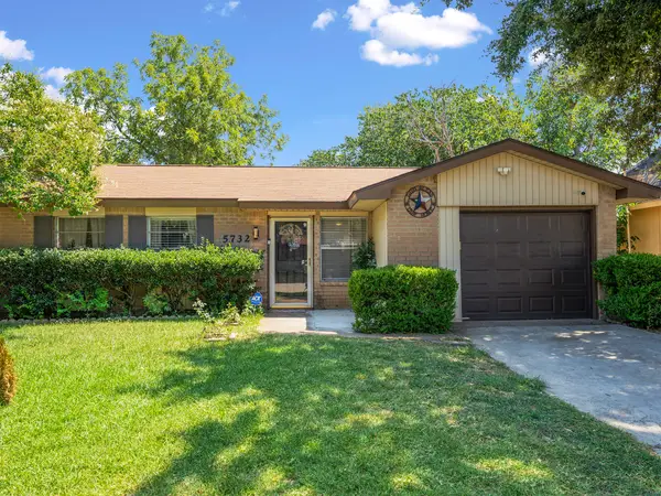 5732 Bonner Drive, Haltom City, TX 76148