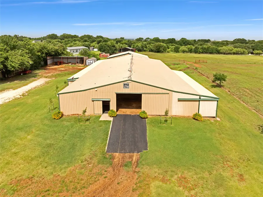 1901 Melissa Lane, Cleburne, TX 76031 - #2