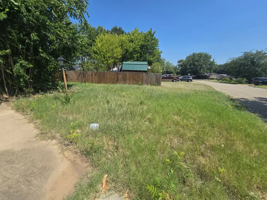 1206 Duane Street, Benbrook, TX 76126 - #3