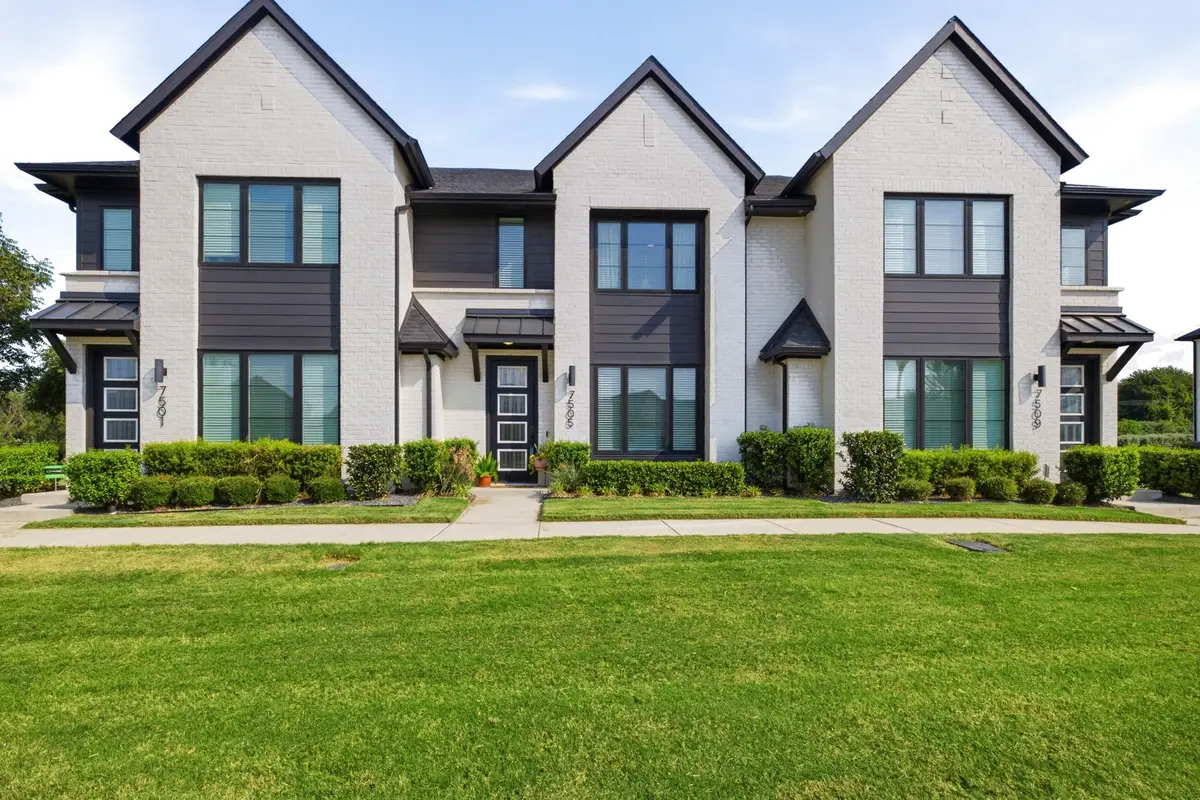 7505 Reis Lane, North Richland Hills, TX 76182 - #1